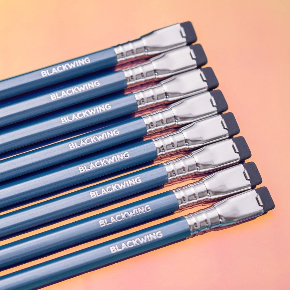 Blackwing Pearlescent Blue Pencil Blackwing Pearlescent Blue Pencil